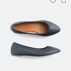 Report Quilted Gray Flats